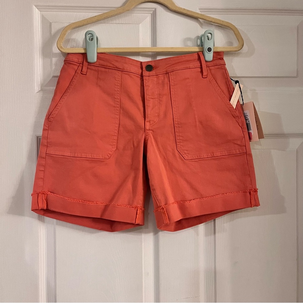 NYDJ Diana Cuffed Relaxed Shorts Coral Haze size‎ 8P NWT 7 inch inseam midrise